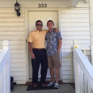 Meet your Posher, Devin